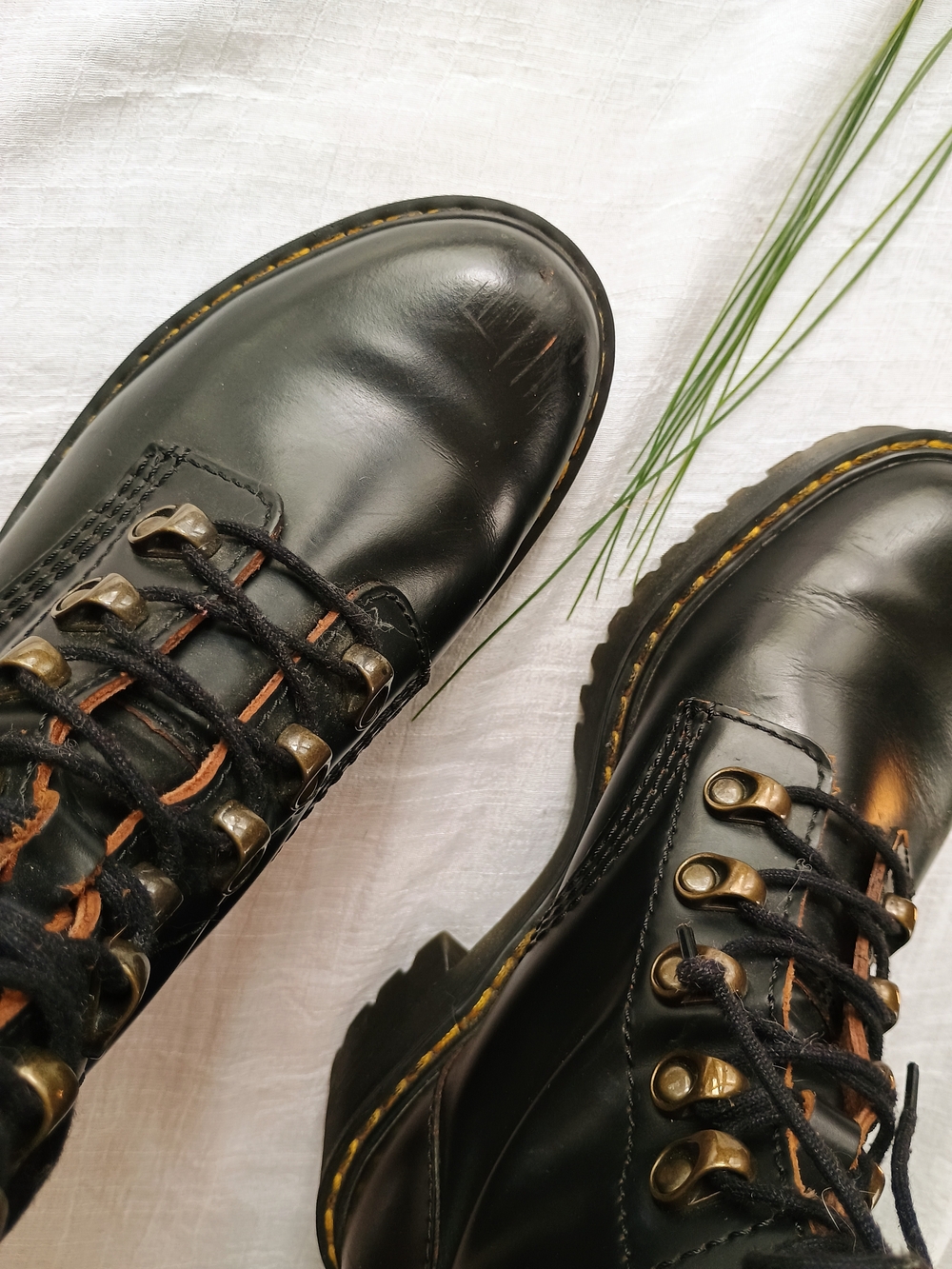 ♟️ DARK ARTS ♟️ SZ. 6 Dr. Martens "Leona" Black Combat Boots, Gothic Cosplay